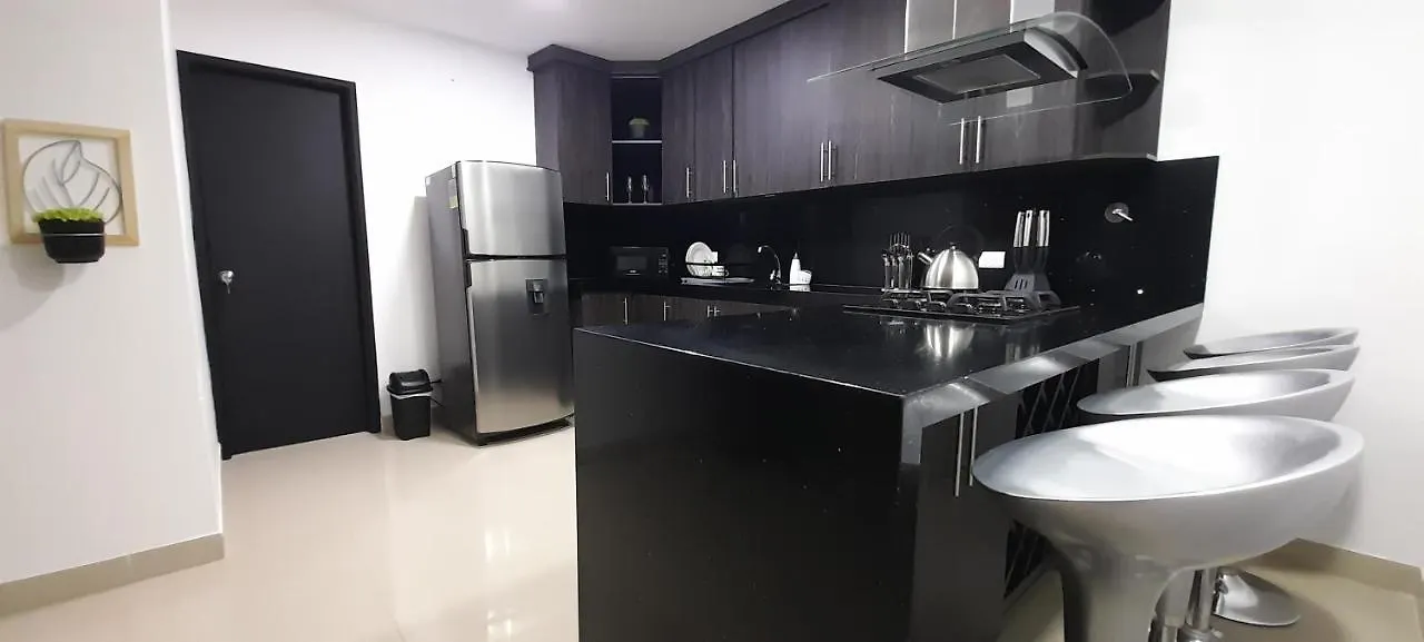 メデジンHabitacion 303 Con Bano Privado Cerca A Laurelesアパートメント